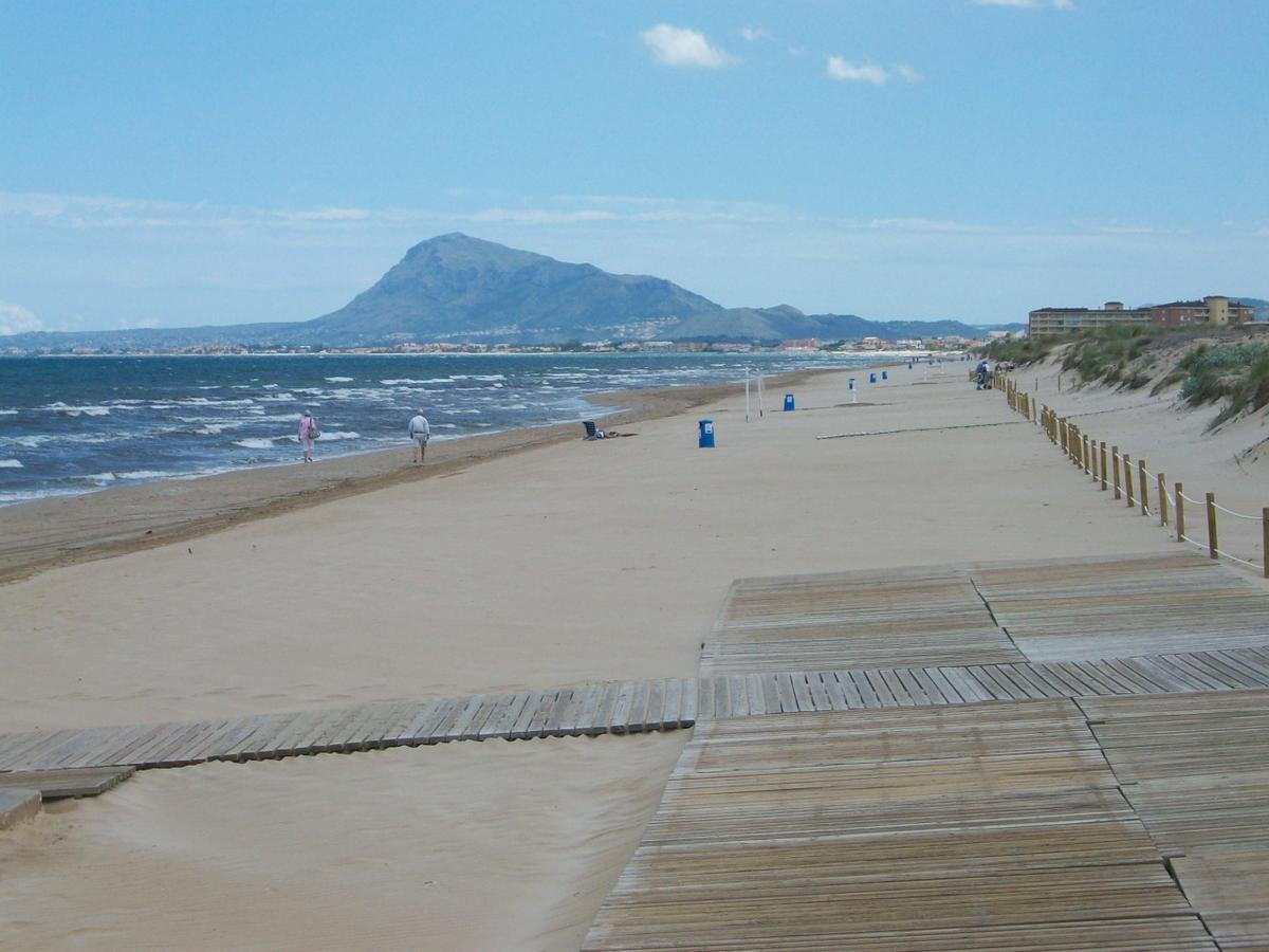 Roderic - Apartamento Junto Al Mar Oliva Exteriör bild